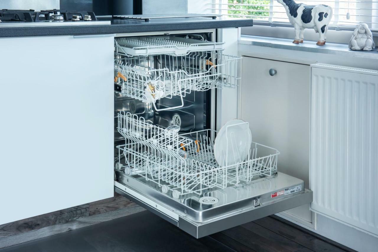 Amsterdam Countryside Met Airco ,geweldig Uitzicht, Luxe Keuken,wasmachine,droger,gratis Fietsen * Den Ilp